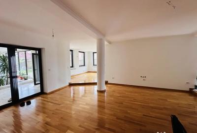 Casă cu 7 camere cu Teren 570 Mp în Roșu - 12
