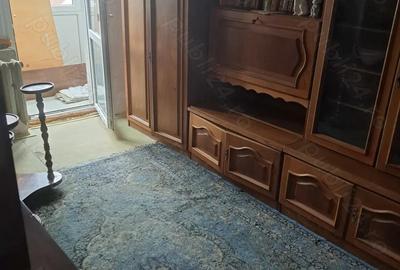 Apartament cu 4 camere decomandat în Sebeș