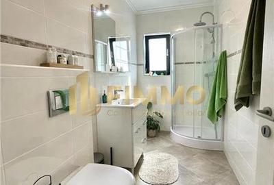 Garsonieră decomandată în Est - 3