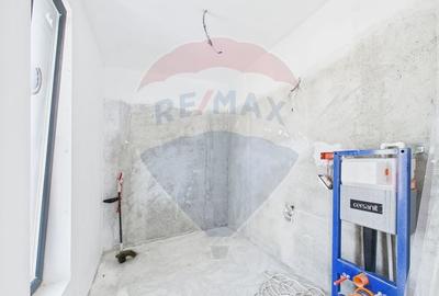 Vila cu 4 camere de vanzare- Darza -Crevedia - 13