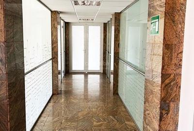 Centru - Sf. Lazar, spatiu in cladire birouri, clasa A - 4