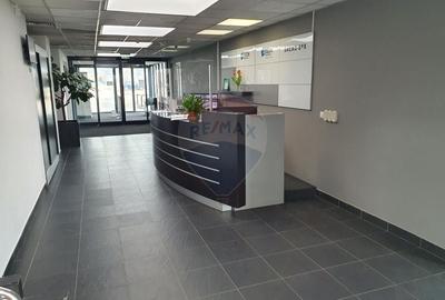 Spatiu de birouri de 286mp, cladire A - Se poate compartimenta in 2 - 2