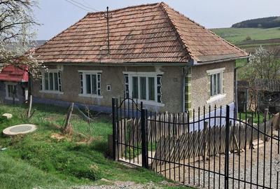 Casă cu 3 camere în Buza - 4