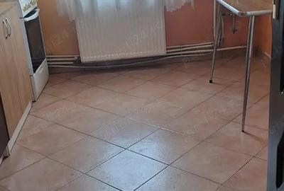 Apartament cu 2 camere semidecomandat în Central - 1