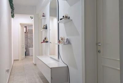 Apartament cu 2 camere decomandat în Valea Adâncă