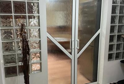 Apartament cu 3 camere decomandat în Central - 2