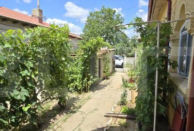 Gospodarie completa, ideala pentru familie, in zona Car - 18