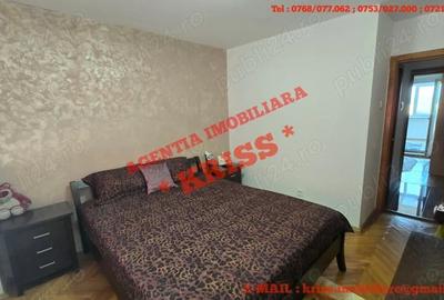 Apartament cu 4 camere decomandat în Central - 8