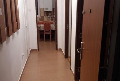 Camera de inchiriat/apartament cu 3 camere Grivitei - 8