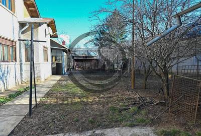 Casă cu 6 camere cu Teren 780 Mp în Central - 3