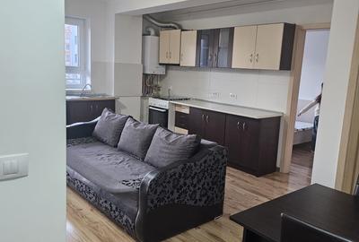 Apartament cu 2 camere, mobilat în Tractorul - 2