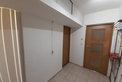Garsonieră decomandată în Central - 8