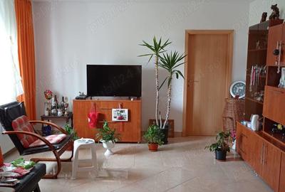 Vand casa caramida Vand casa caramida - 2