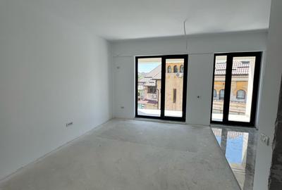 Apartament cu 2 camere semidecomandat în Teiul Doamnei