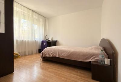 3 camere Tiglina 2 pret 75000 euro - 2