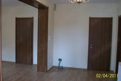 Ploiesti, central str. Gh.Doja 147 - Liceul Caragiale, Etaj 1, 5 camere, 138 mp construiti. - 3