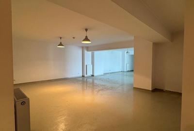 Apartament cu 4 camere în Nord - 3