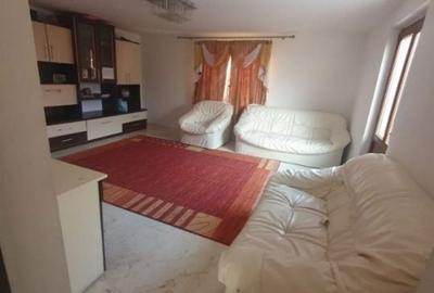 Casă cu 3 camere în Central - 2
