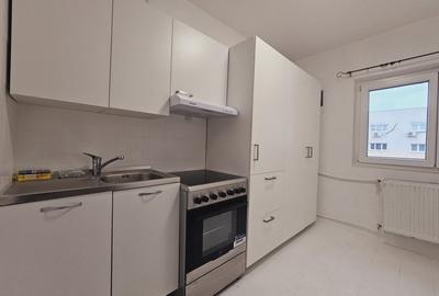 Timpuri Noi metrou | Nerva Traian | Bloc anvelopat | Prima inchiriere | Liber - 22