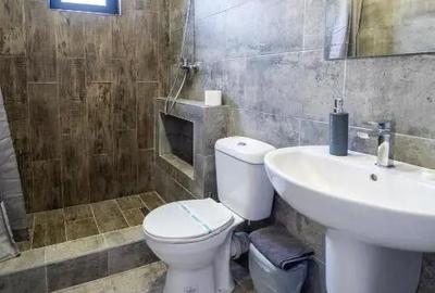 Casă cu 6 camere în Nord - 1