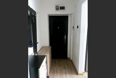 Apartament Ploiești, zona Central : 45m², 2 camere - 69900€ - 3