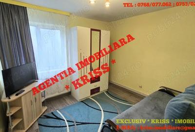 Apartament cu 3 camere semidecomandat în Banat - 14