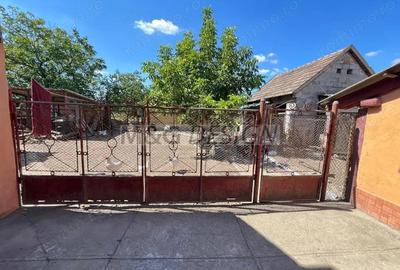 Casă cu 4 camere cu Teren 1500 Mp în Variaș - 19