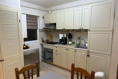 Apartament cu 2 camere decomandat în Florești