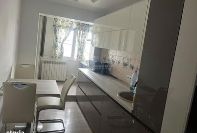 Apartament cu 3 camere în Micro 6 - 4