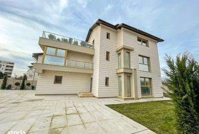 Casă cu 7 camere cu Garaj în Central