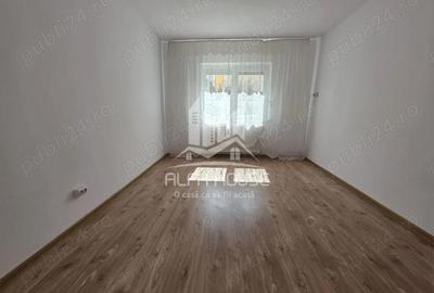 Garsonieră decomandată în Central - 7