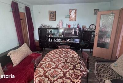 Apartament cu 3 camere semidecomandat în Central - 17