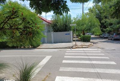 Apartament cu 3 camere în Central - 1