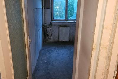 Apartament cu 3 camere semidecomandat în Exterior Vest - 6