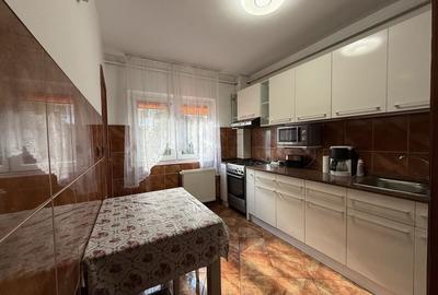 Apartament cu 2 camere decomandat în Miorița - 8
