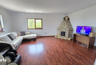 Casă cu 7 camere cu Garaj în Luizi-Călugăra - 2