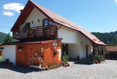 Casă cu 4 camere în Central - 8