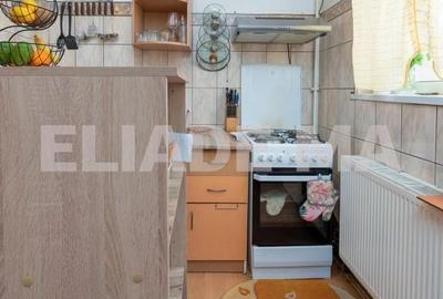 Apartament cu 3 camere decomandat în Agigea