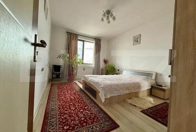 Apartament cu 2 camere decomandat în Tractorul - 5