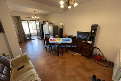 Apartament cu 3 camere semidecomandat, mobilat în Sud-Vest - 2