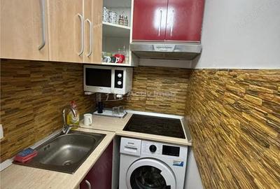 Garsonieră decomandată în Țiglina 1 - 1