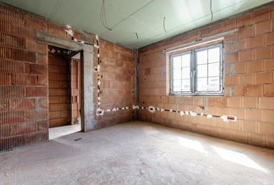 Casă individuală cu 4 camere cu Canalizare în Aradul Nou - 5