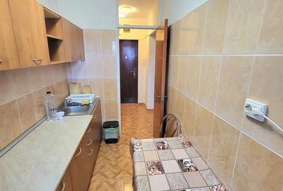 Garsonieră decomandată în Central - 4