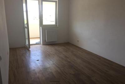 Apartament cu 2 camere decomandat în Berceni