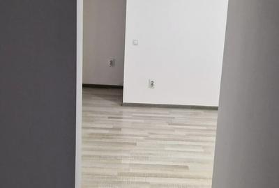 Apartament 2 camere sector 4 - 8