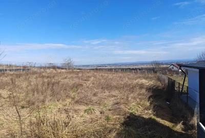 Teren de 1494 mp, în Fântânele (Hemeiuș)