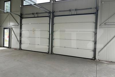 Spațiu comercial, de 100 mp, în Central - 4