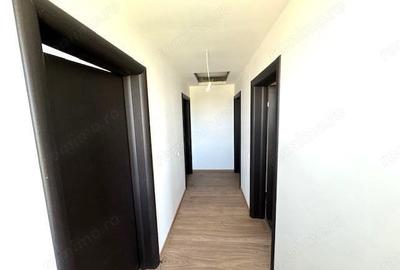 Casă cu 4 camere cu Teren 420 Mp în Central - 8