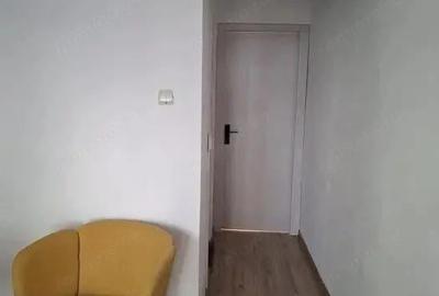 Spațiu comercial, de 40 mp, în Central - 3