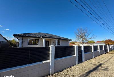 Casă cu 3 camere în Central - 14